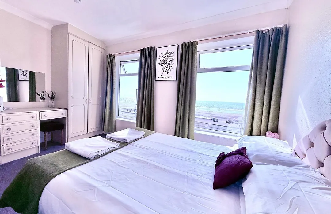 Hotel Athol Blackpool-1